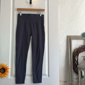 SPANX Charcoal Gray PONTE KNIT ANKLE LEGGINGS Sz M Pull On - Good Condition